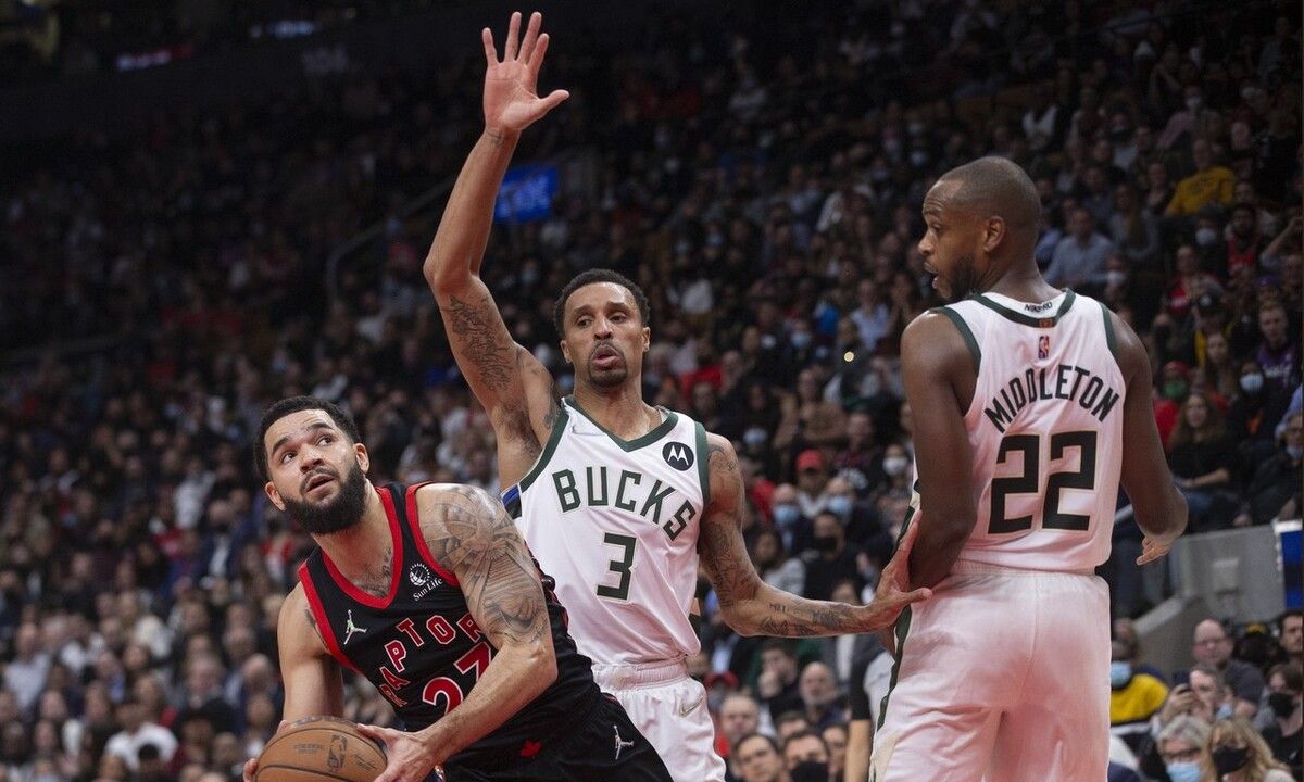 猛龙大胜步行者，范弗利特全面发威