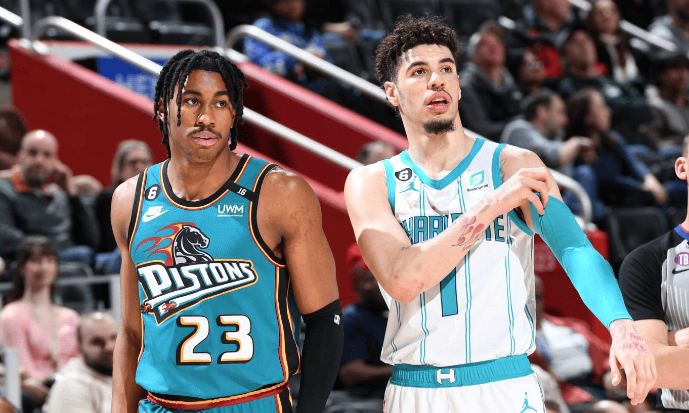 爵士客场胜魔术，东部垫底球队难敌