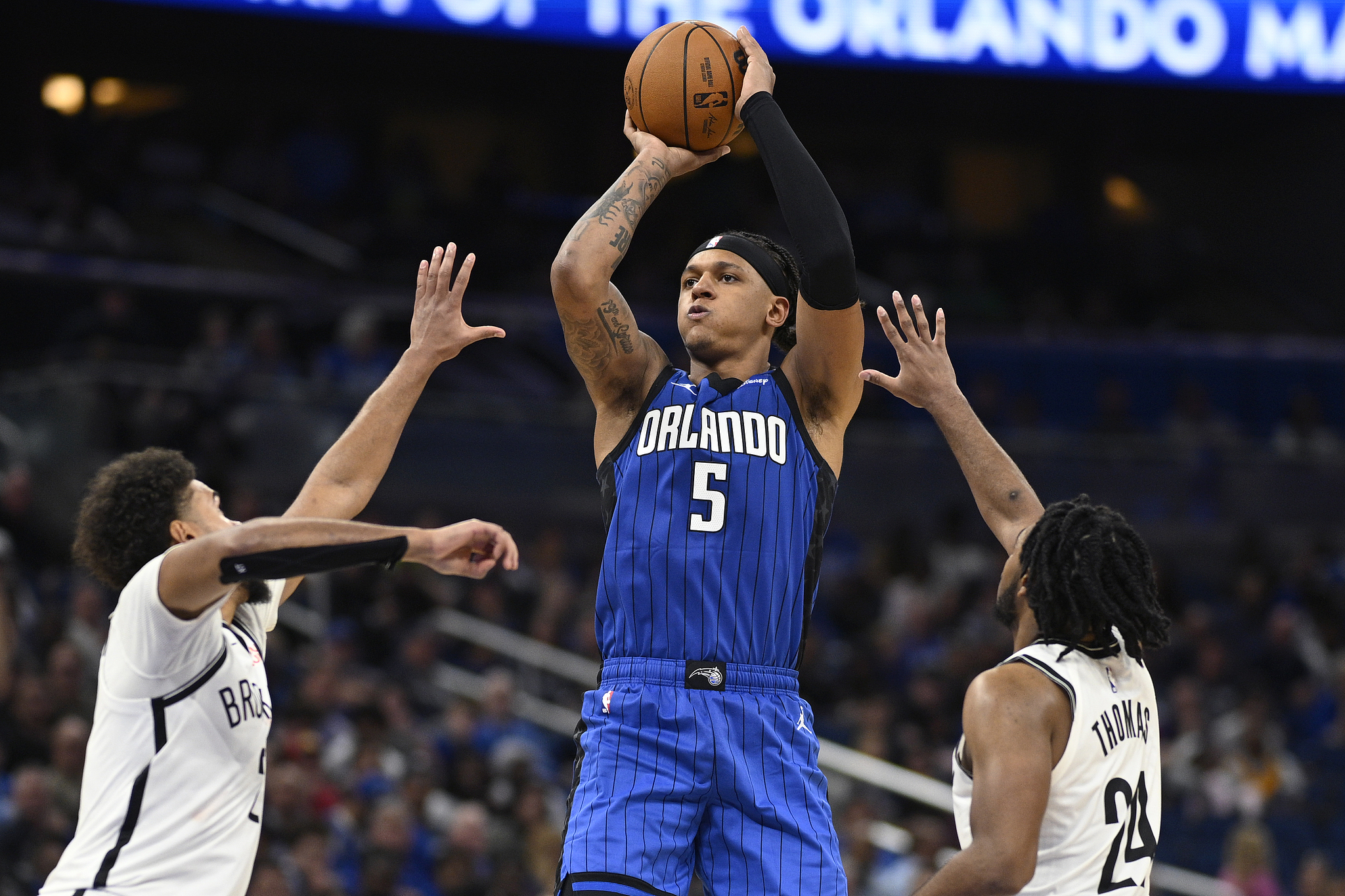 篮网轻取尼克斯，豪取六连胜