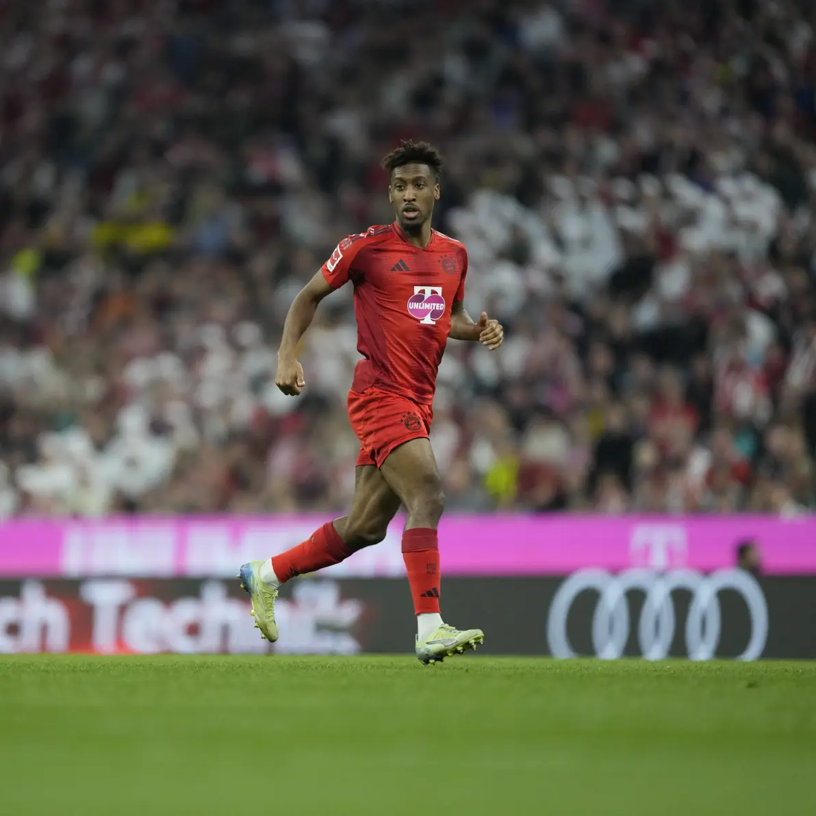 拜仁慕尼黑逆转多特蒙德，豪取德甲领先地位的简单介绍